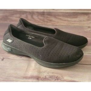 Skechers Womens Shoes Size 7.5 Go Step Lite Slip-on Black